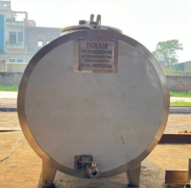 Industrial-Grade Cooling Tank 2000l