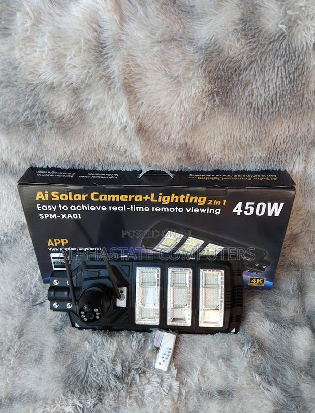 All Weatherproof Solar Street Light With CCTV Camera 4g Sim