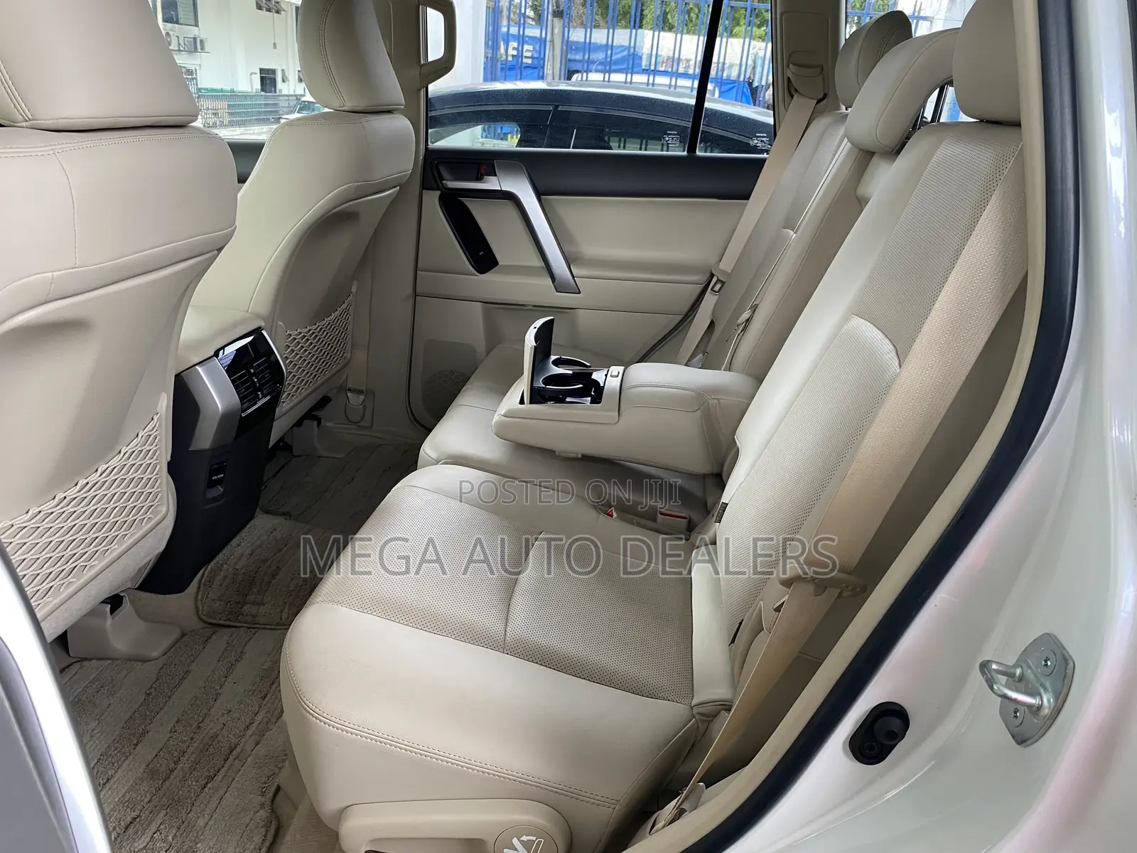 Toyota Land Cruiser Prado 2018 Pearl