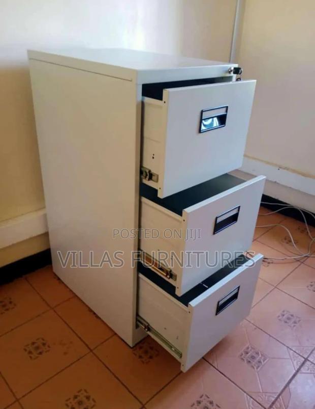 Lockable 3 Drawer File Cabinet - main view