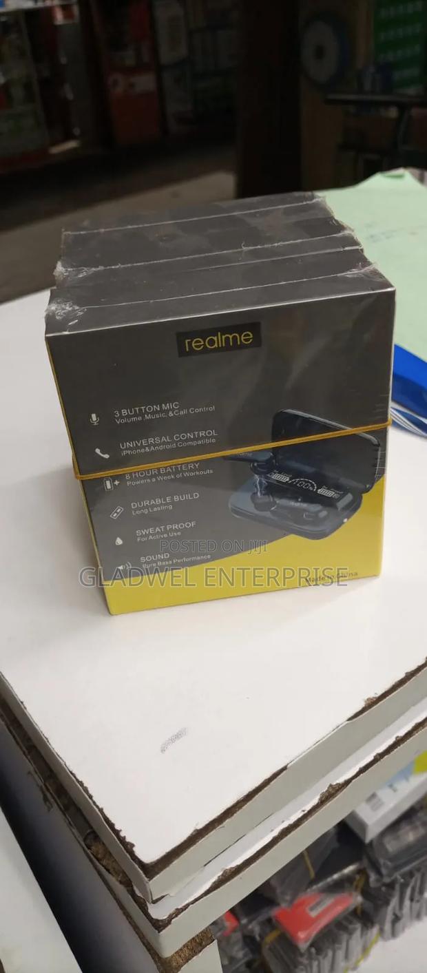 Universal Control Best Quality Real Me Wireless Ear Pods - main view
