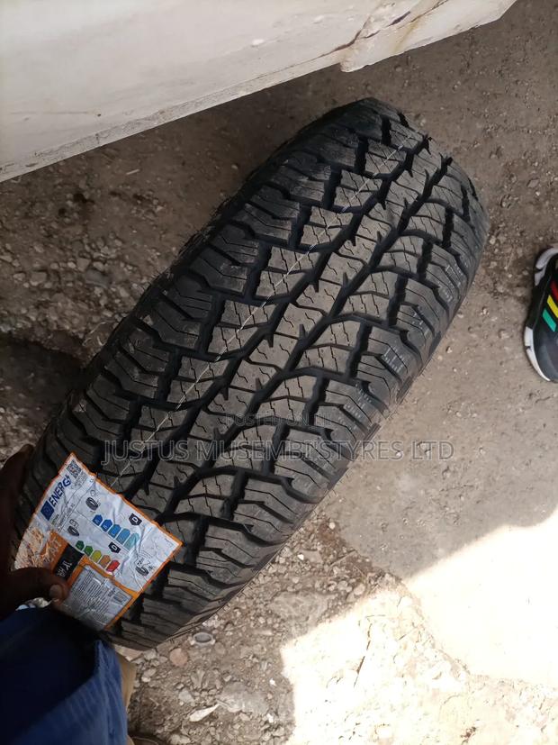 225/65r17 a/T Centara Tyres
