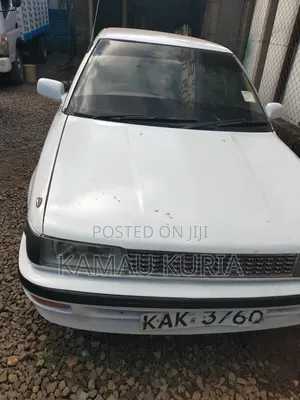 Toyota Corolla 1998 White