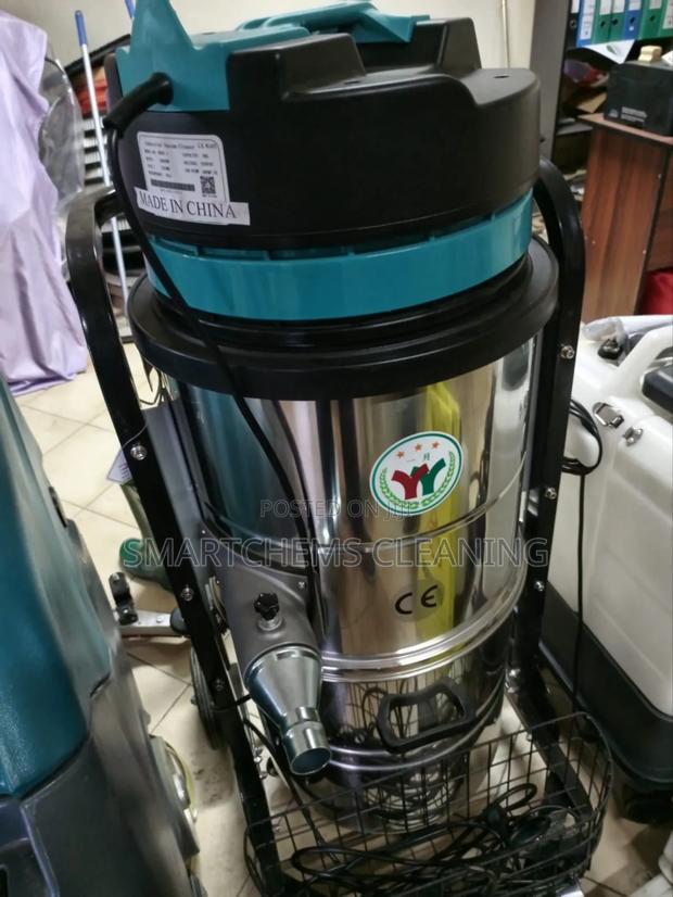 Leasing Vacuum Cleaning Machine - main view