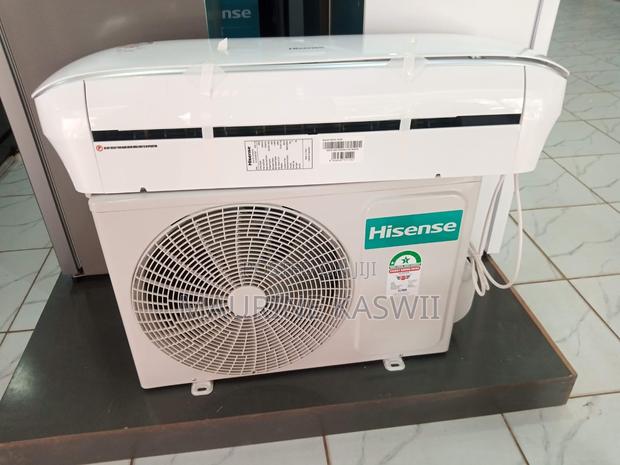 12000 Btu Hisense Air Conditioner - main view