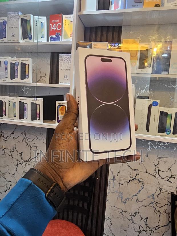 New Apple iPhone 14 Pro Max 256 GB Black - main view