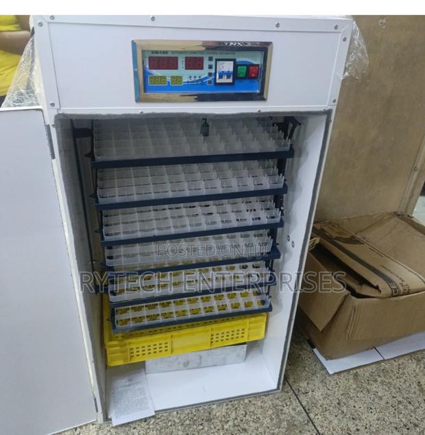 Automatic Incubator, 528 Eggs - main view
