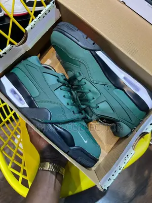 Air Jordan Bike Jungle Green