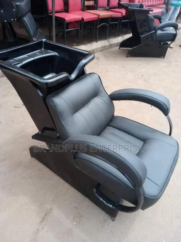 Shampoo Unit /Salon Washing Sink - main view