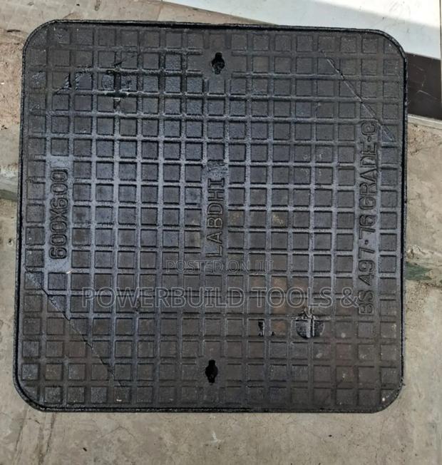 Cast Iron Manhole Cover 450mm by 600mm /Inspection Chambers