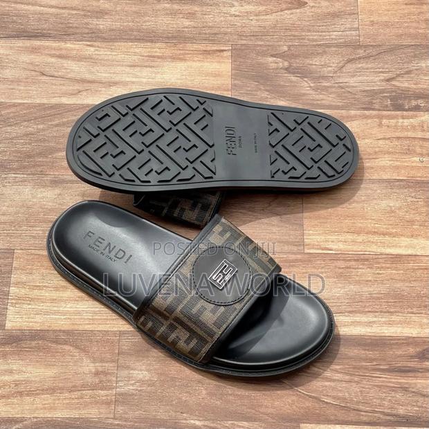 Fendi Sandals - thumbnail 2