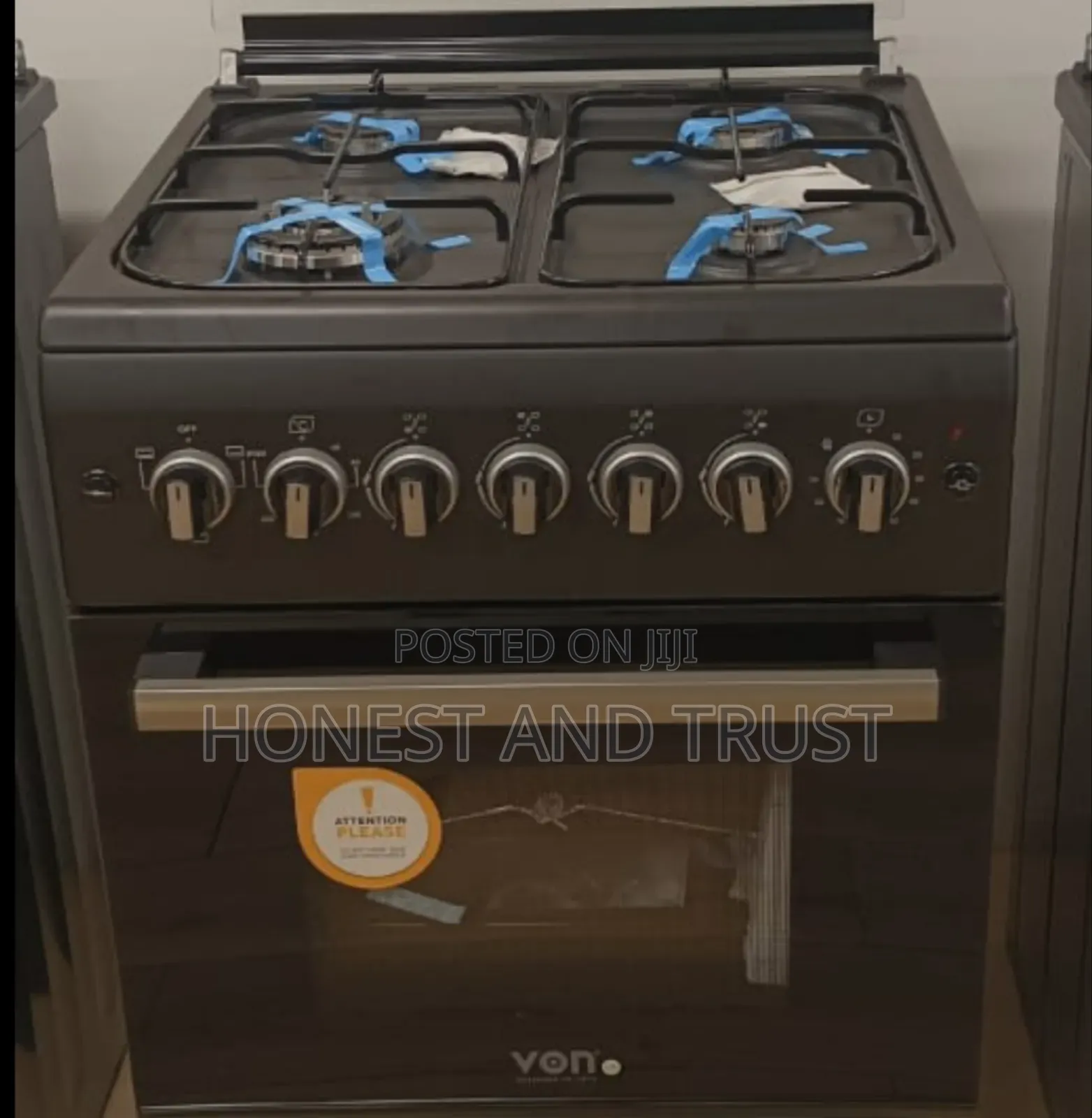 Von 60 by 60 Full Gas Cooker