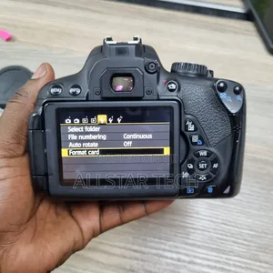 Canon Eos Rebel T4i/650d