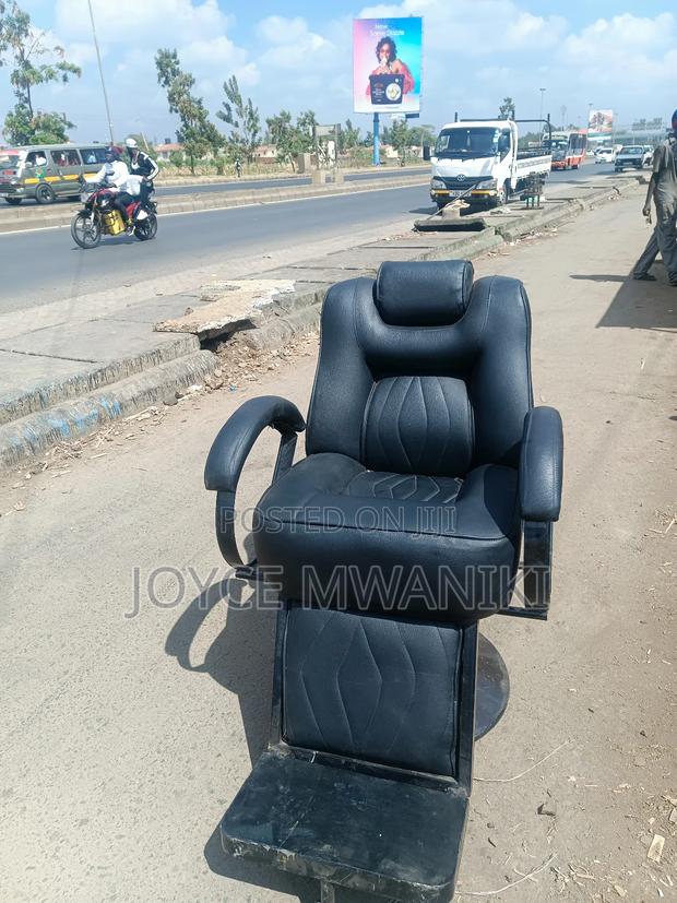 Barber Chair, Black Plain  - thumbnail 2