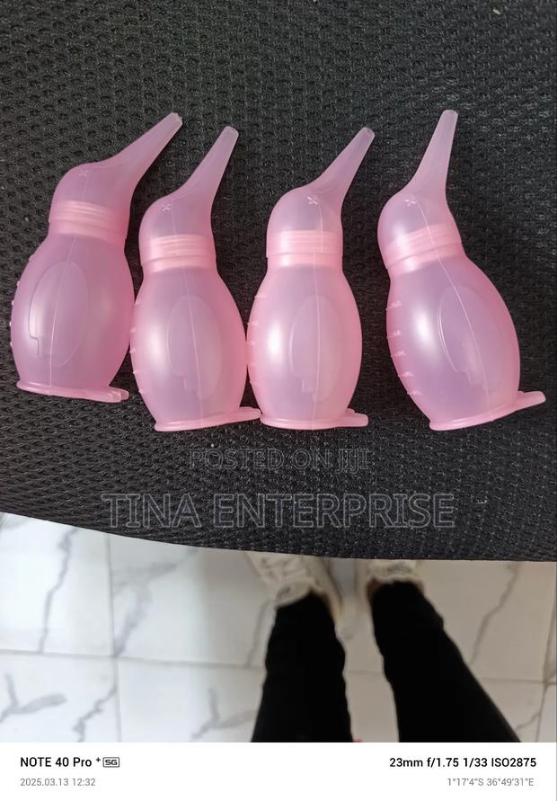 Silicone Penguin Sucker - thumbnail 2