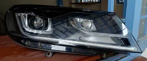 Volkswagen Touareg 7p 2015-2018 Xenon Headlight