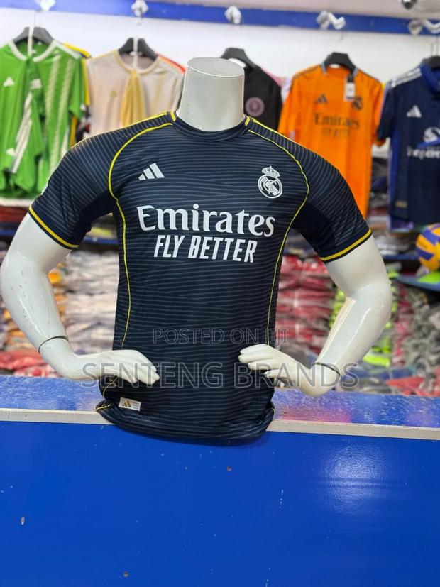 Football Attire Original - thumbnail 5