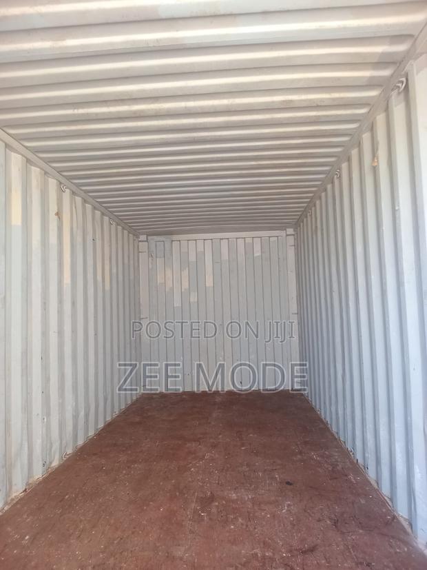 Rust Free, Dent Free-20ft Unit - main view