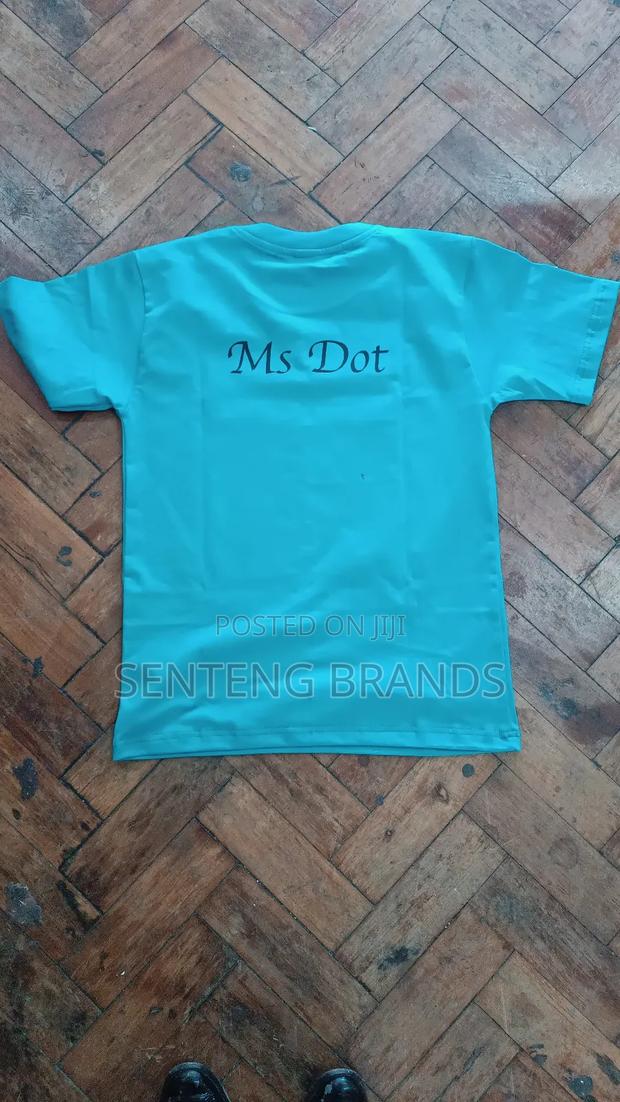 Round Neck T-shirts Branded - thumbnail 2