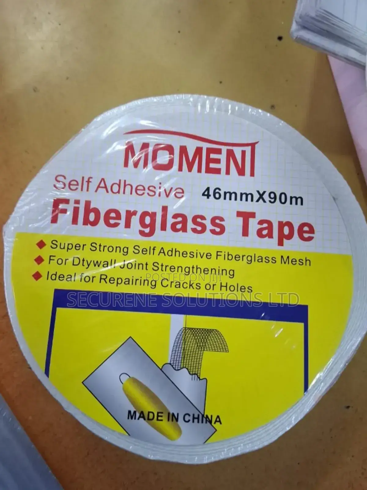 Momeni Self-Adhesive Fiberglass Tape,