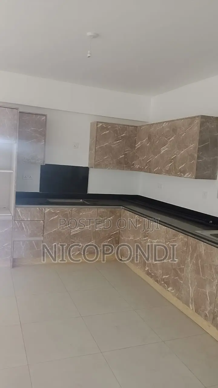 2bdrm Apartment in Westlands, Raphta Road Area for rent