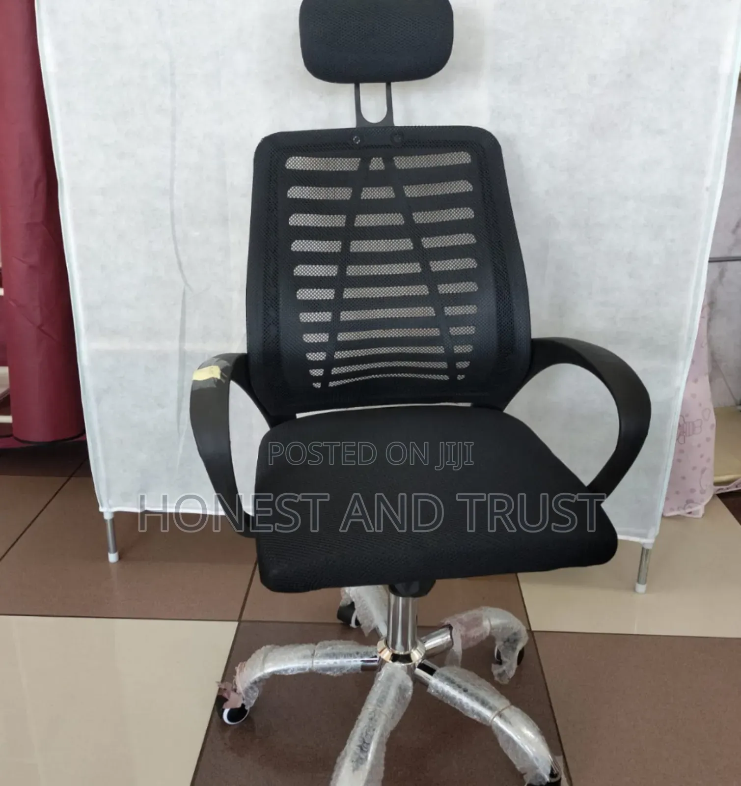 Office Chair With Headrest