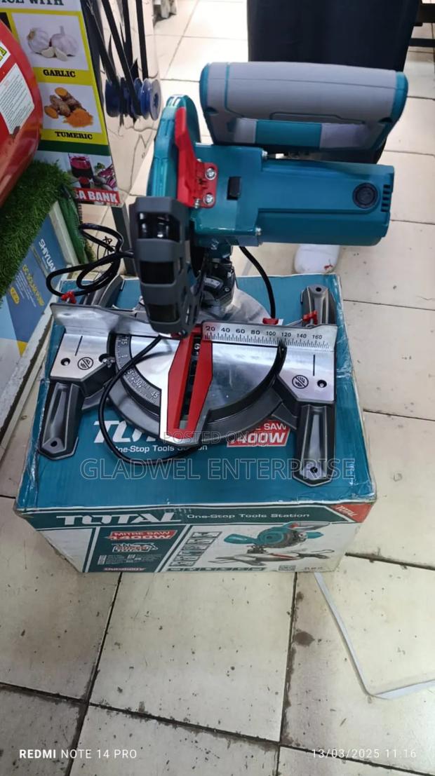 Total Mitre Saw 210mm Blade Size 1400watts/5000rpm