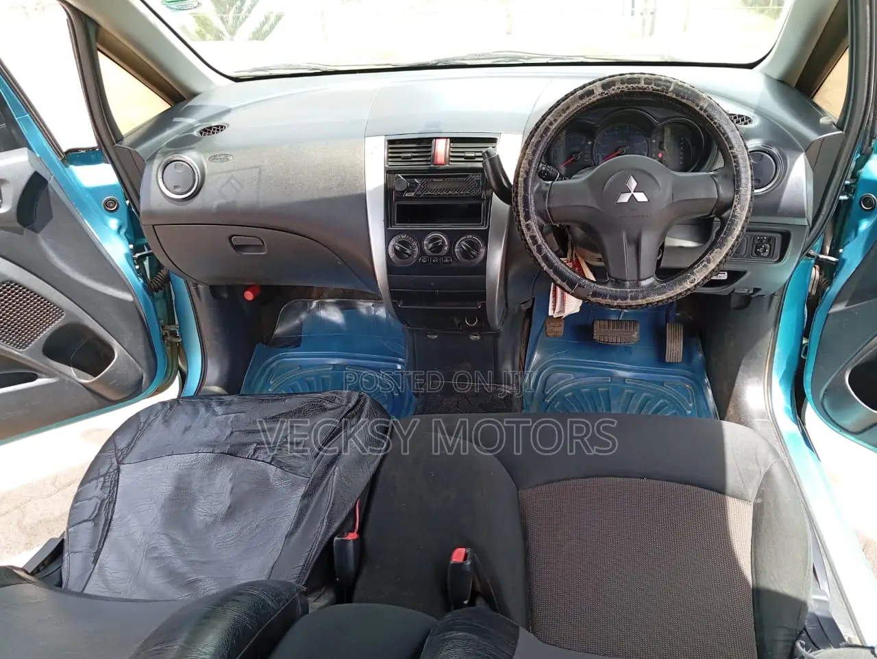 Mitsubishi Colt 2011 Blue