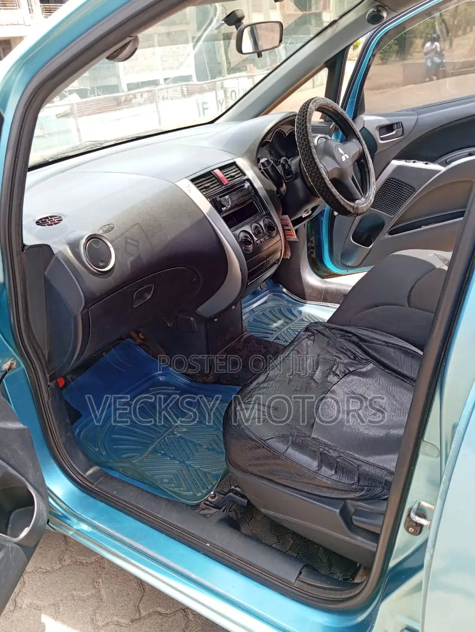 Mitsubishi Colt 2011 Blue