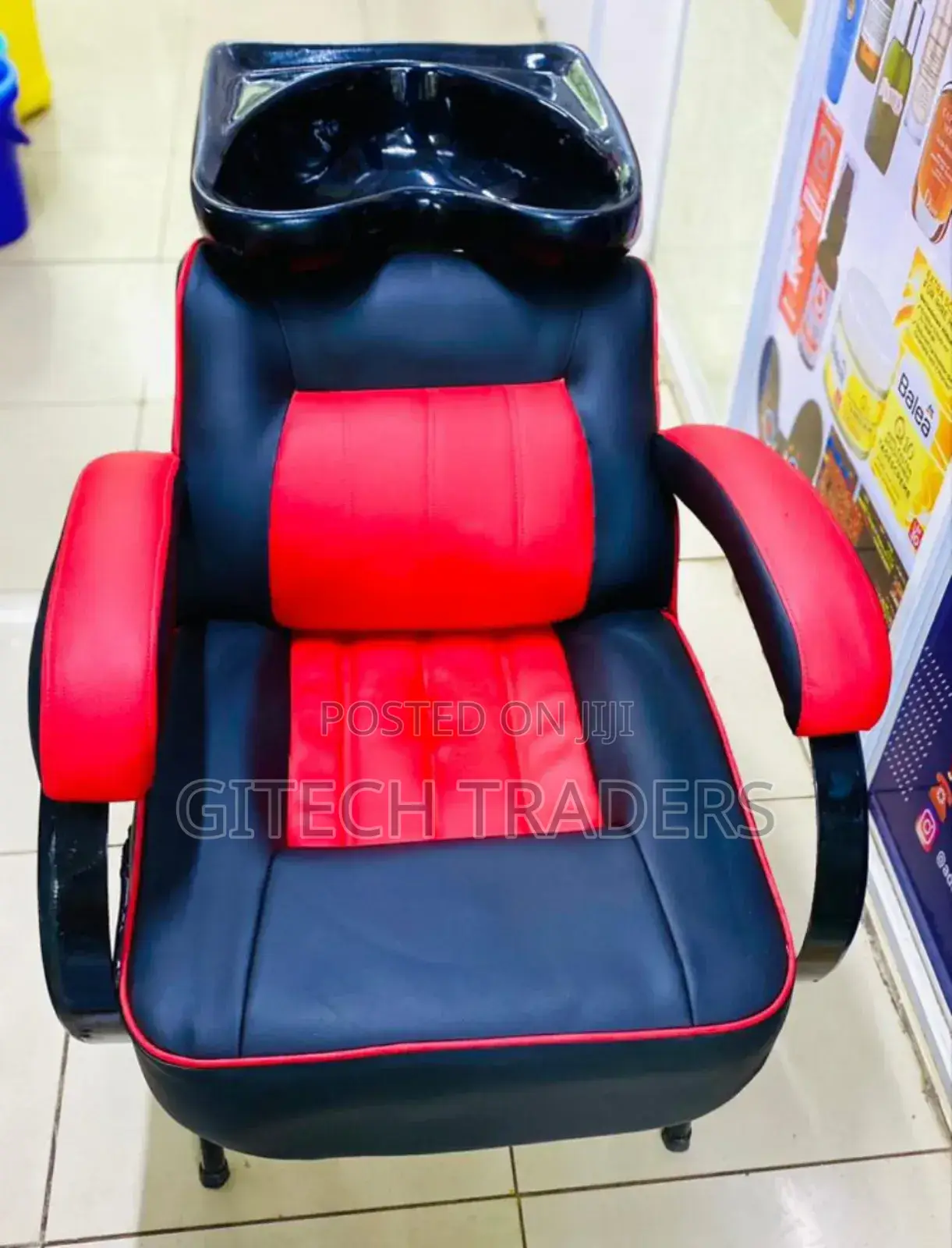 Kinyozi/ Salon Chair and Sink