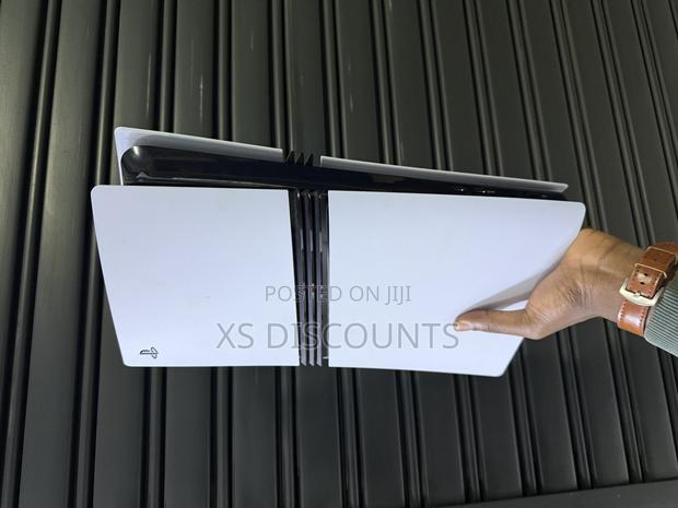 Ps5 Pro! Sony Playstation 5 Pro - main view