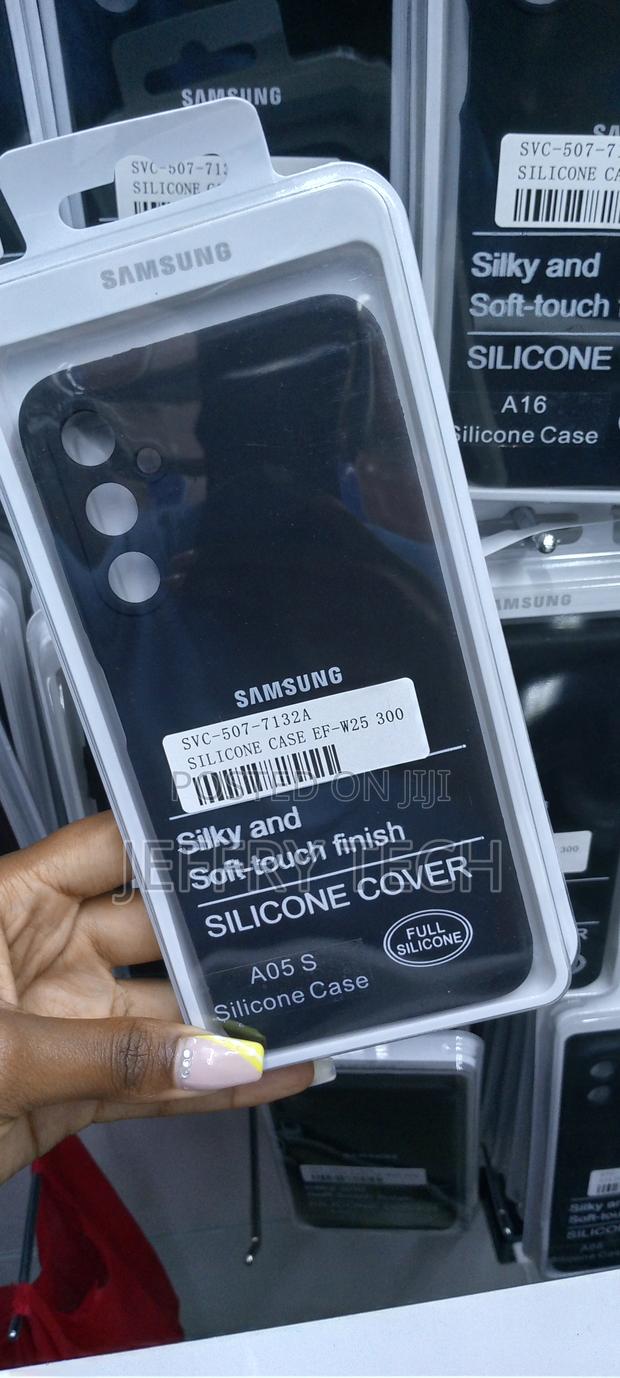 Samsung Galaxy A05s Black Original Silicone Phone Case - thumbnail 3
