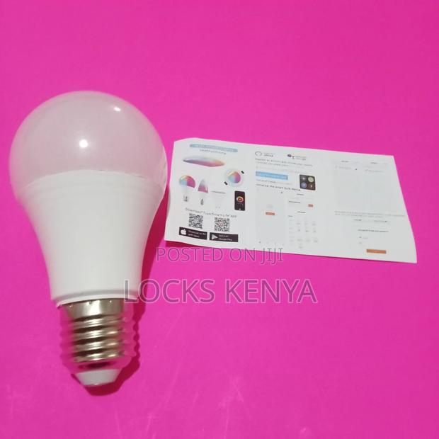 Wifi Smart Bulb - main view