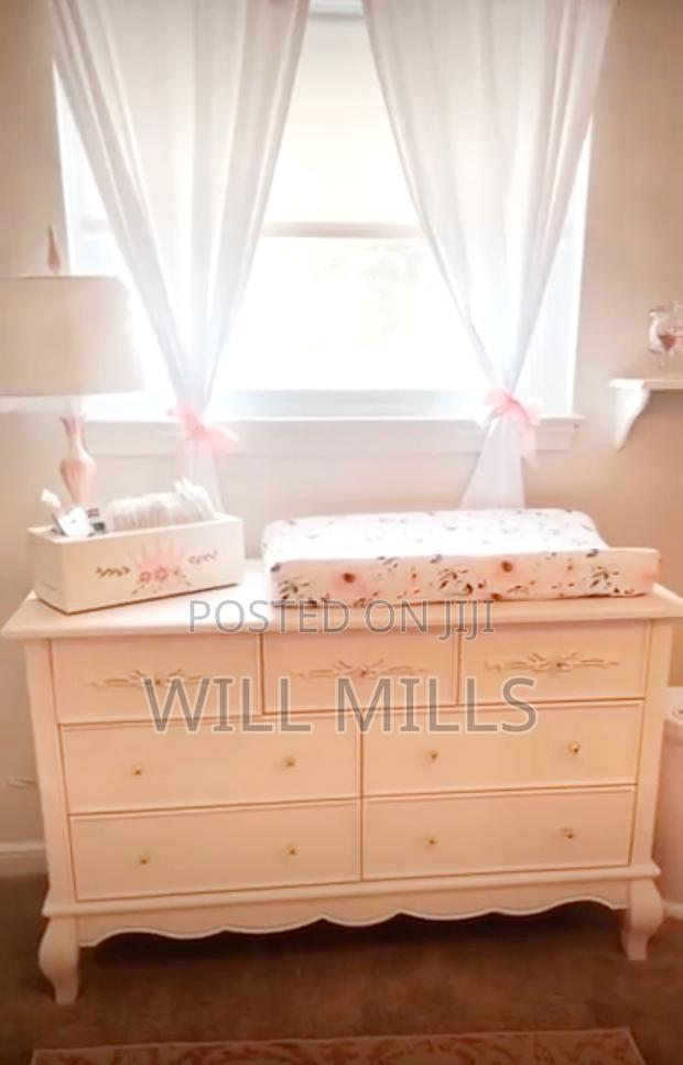 Brand New Evolur Crib and Double Dresser Set – Made in Usa
