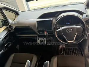 Toyota Noah 2.0 FWD (7 Seater) 2018 Black