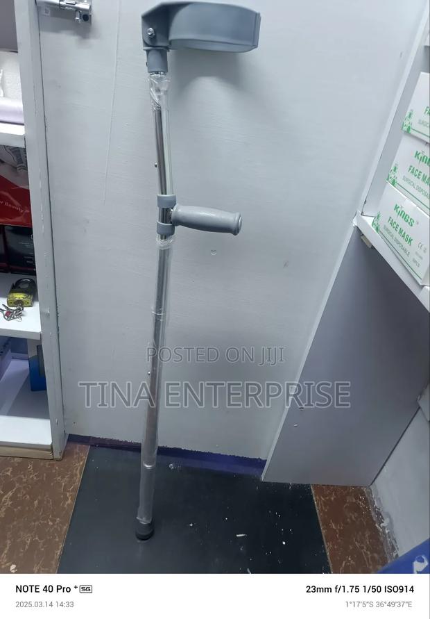 Elbow Crutches - thumbnail 2