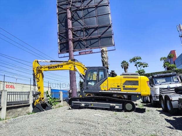 Shantui 30 Tonne Excavator