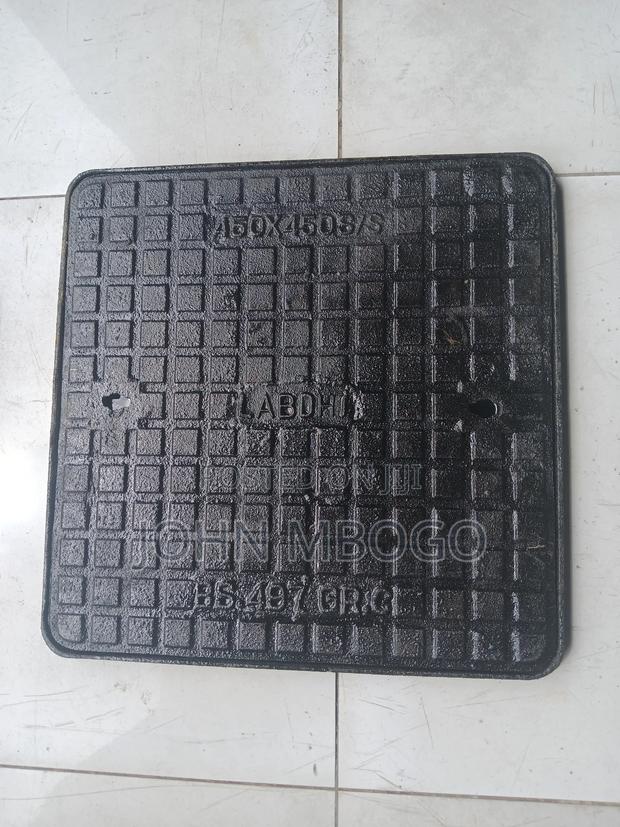18" Cast Iron Manhole Covers . - thumbnail 2
