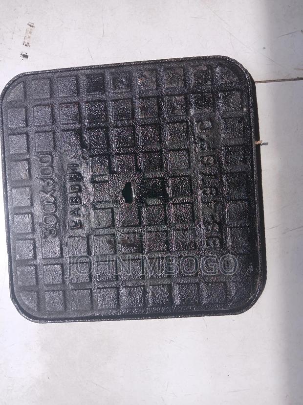 Cast Iron Manhole Cover -12"x12"