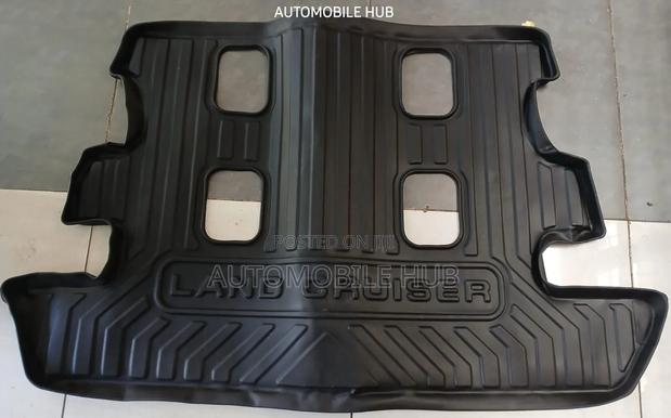 Toyota Landcruiser Lc200 Boot Mat - V8 Boot Mat