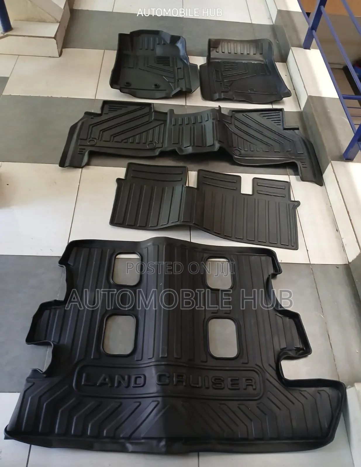 Lc200 Tpe Floor Mats- V8 Lc200 Floor Mats