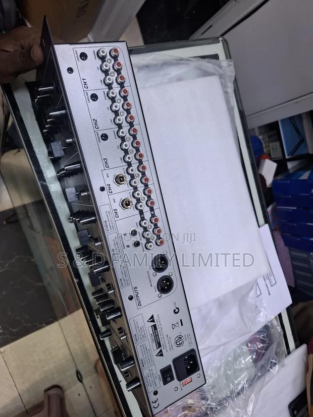 Cm 200 Music Dj Mixer - thumbnail 2