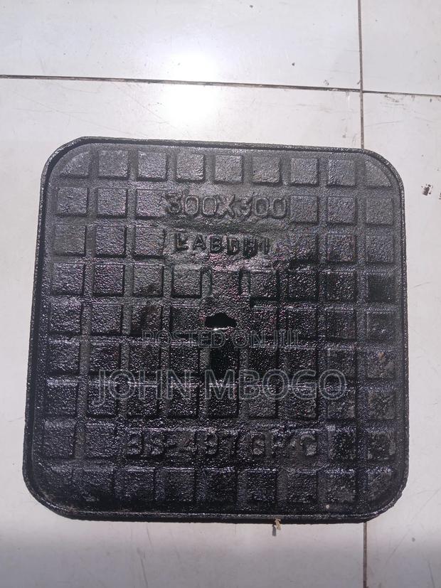 12" Cast Iron Manhole Cover.