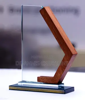 Glass With Wood Curve Award