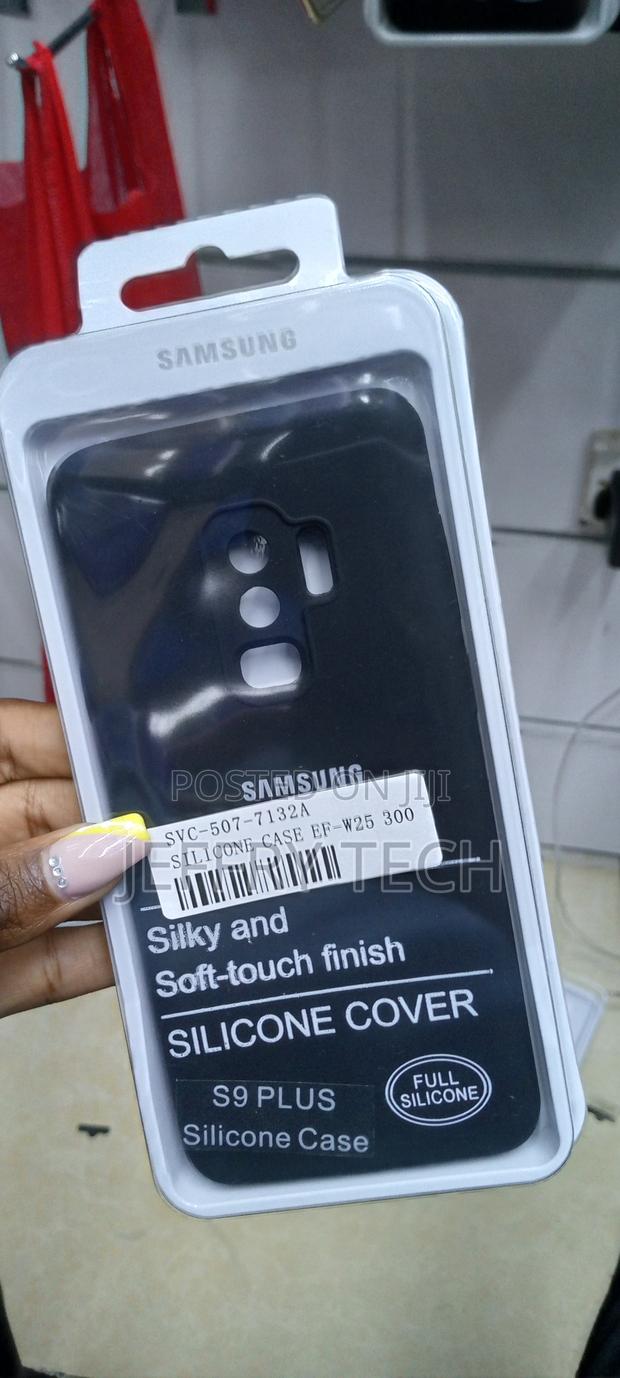 Silicone Case Microfiber Lining Cover for Galaxy S20 Plus - main view