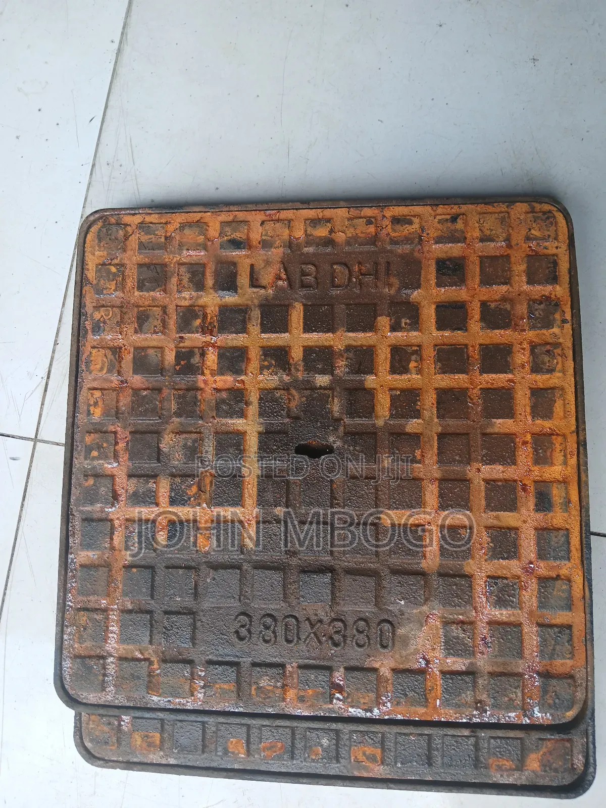 Cast Iron Mamhole Cover -380mm by 380mm