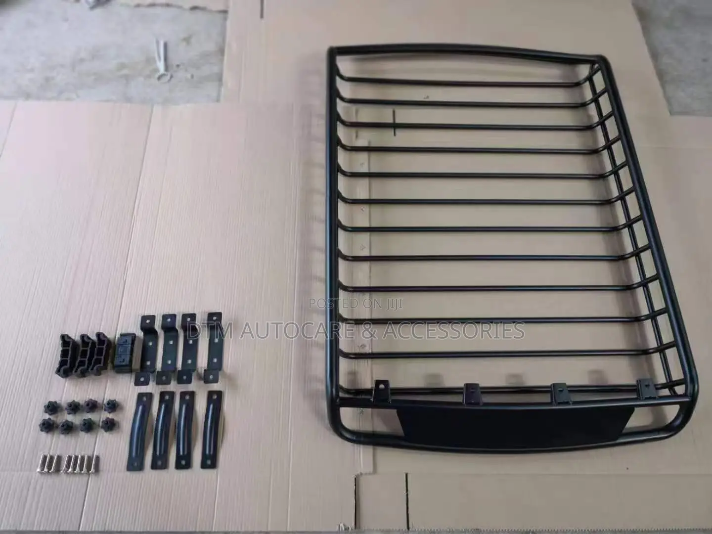Universal Carrier Metallic
