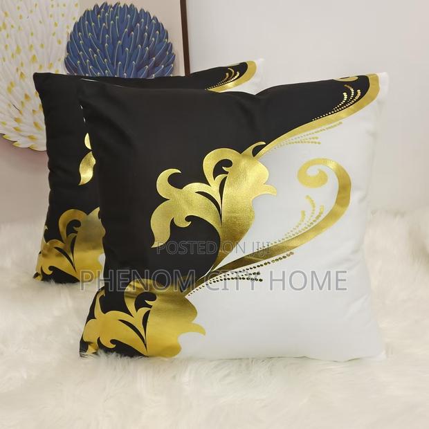 Gold With Black and White Colour Thropillows Covers - thumbnail 2