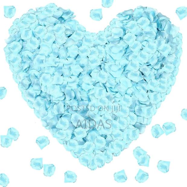 Artificial Petals - main view