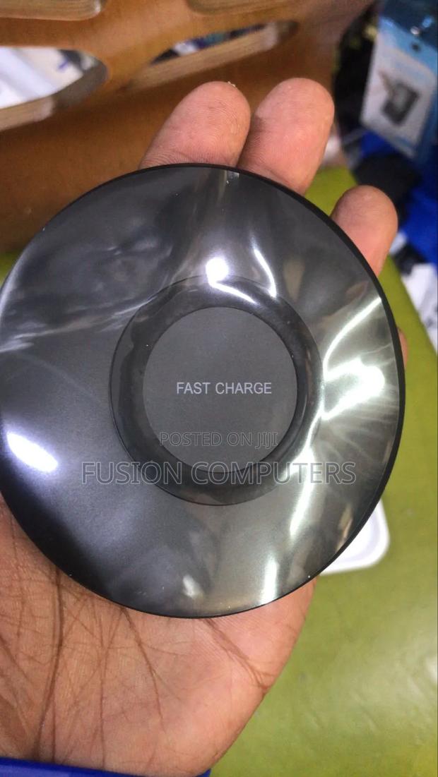 Samsung Super Fast Wireless Charger (Max 15w ) - thumbnail 2